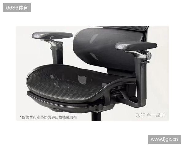 邮报：纽卡球迷在法国遇袭，被马赛球迷投掷催泪瓦斯